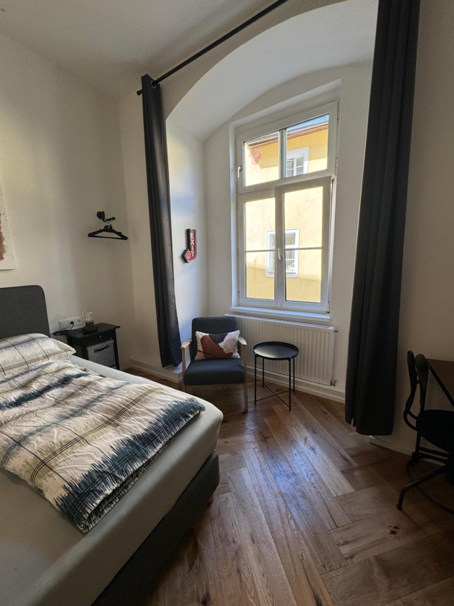 Industrial Apartment Schlossberg Linz Exterior photo